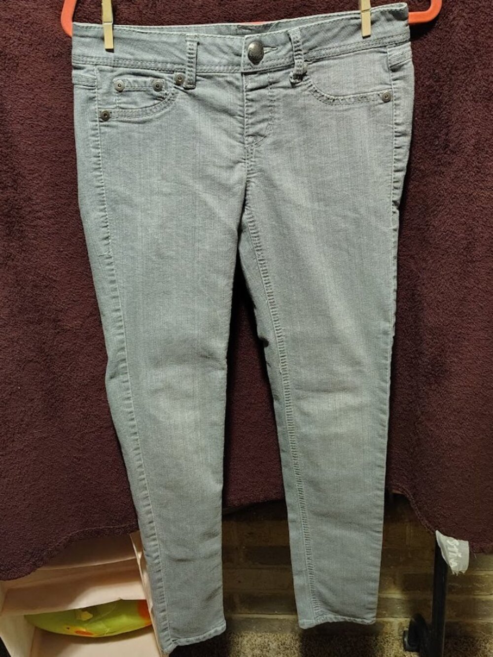 Juniors 'No Boundaries' Mid Rise Skinny Jeans size Medium (7/9)
